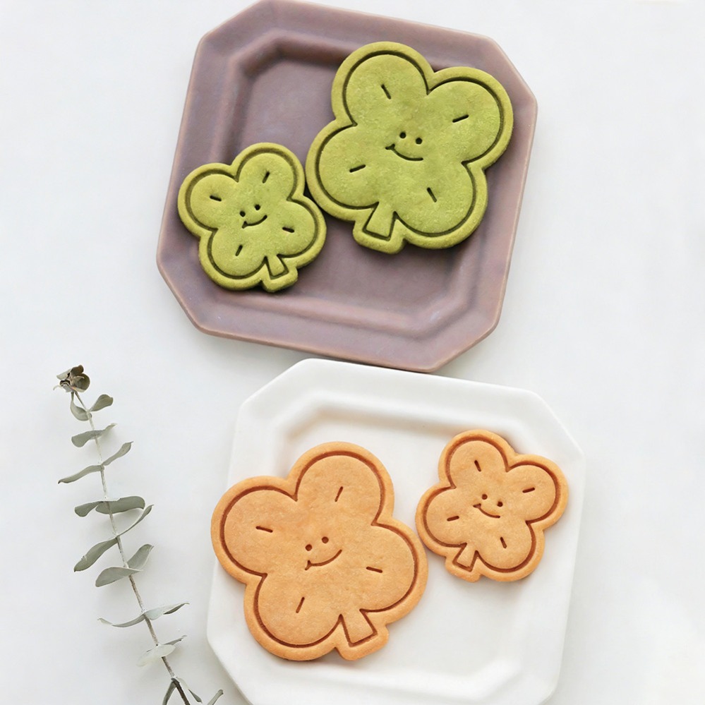 Lucky Four-Leaf Clover Cookie  - đánh giá và giá Kitchen Baking Utensil