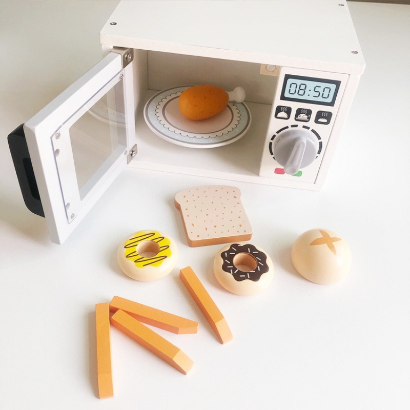 Wooden Childrens Microwave Ove - đánh giá và giá Kitchen Kids Baking Set